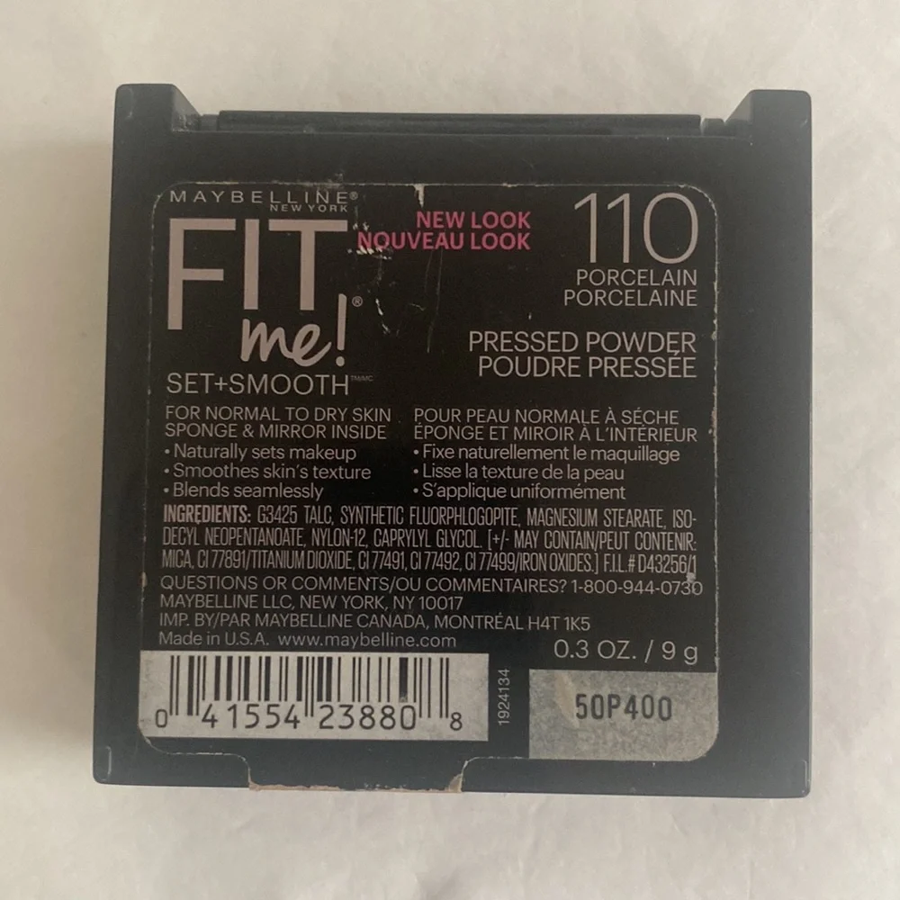 MAYBELLINE Fit Me Matte + Poreless Powder in 100 Porcelain 0.29oz